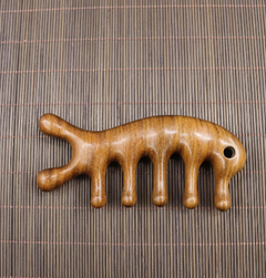 Golden Sandalwood Scalpii Massager with Five Teeth